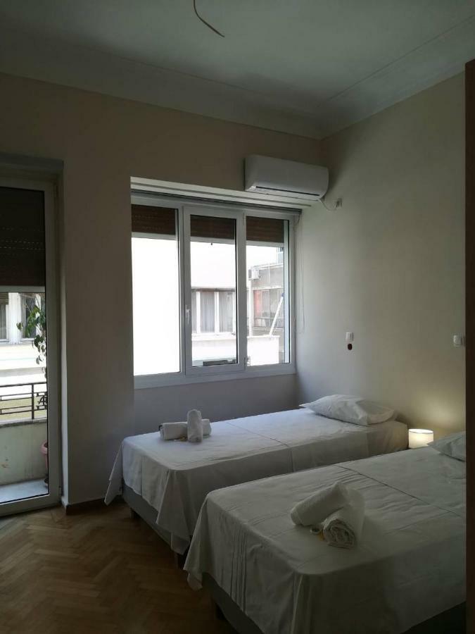אתונה Kaniggos- 3 Bedrooms Apartment מראה חיצוני תמונה