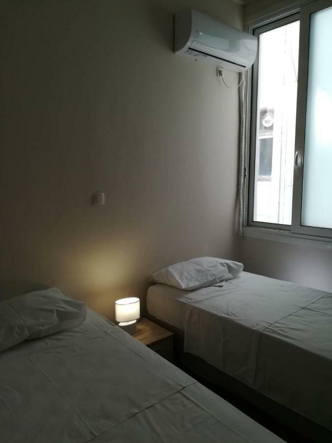 אתונה Kaniggos- 3 Bedrooms Apartment מראה חיצוני תמונה